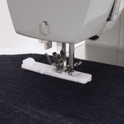 Singer sewing machine 4423 buttonhole